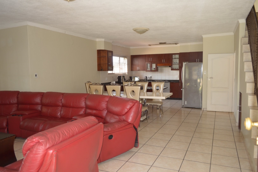 5 Bedroom Property for Sale in Doringkruin North West